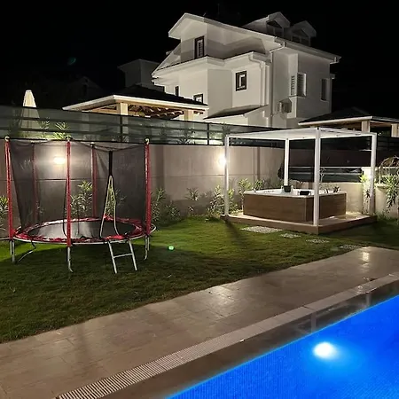 Babadag Hotel *